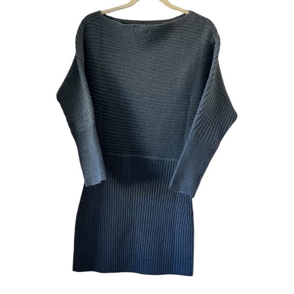 Line and Dot Lovely Mini Ribbed Knit Mini Dress Size M - Picture 4 of 12